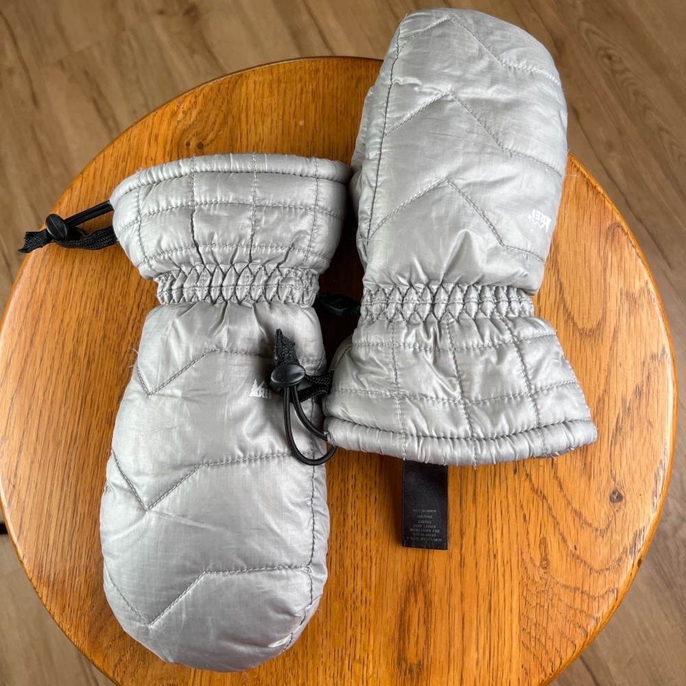 REI Kids Insulated Winter Mittens Gray Child Small Size 8 Warm Snow